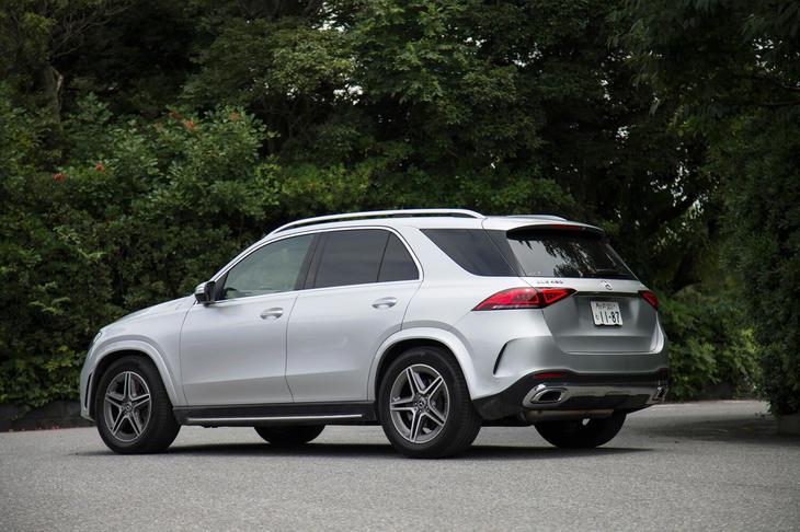 
	2018年9月のパリモーターショーでデビューした新型「メルセデス・ベンツGLE」。国内では2019年6月に注文受け付けが始められ、同年8月にデリバリーがスタートした。
	