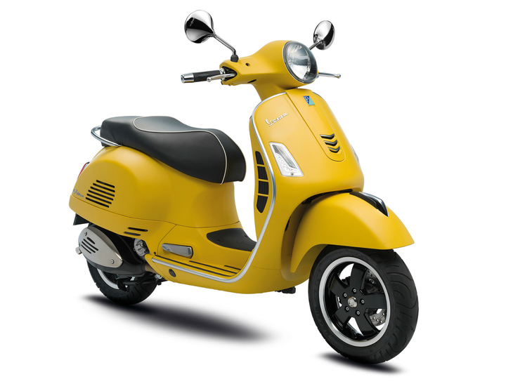 「ベスパGTSスーパー300」（278cc）