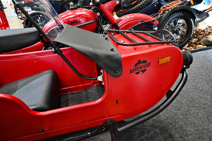 ウラル・ギアアップ アドベンチャー