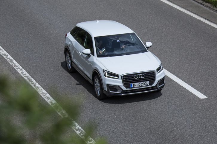 アウディQ2 1.0 TFSI デザイン