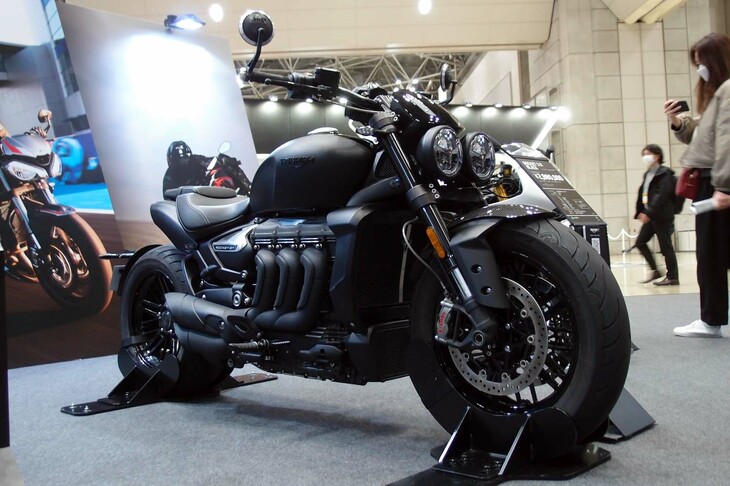 トライアンフ・ロケット3 Rブラック