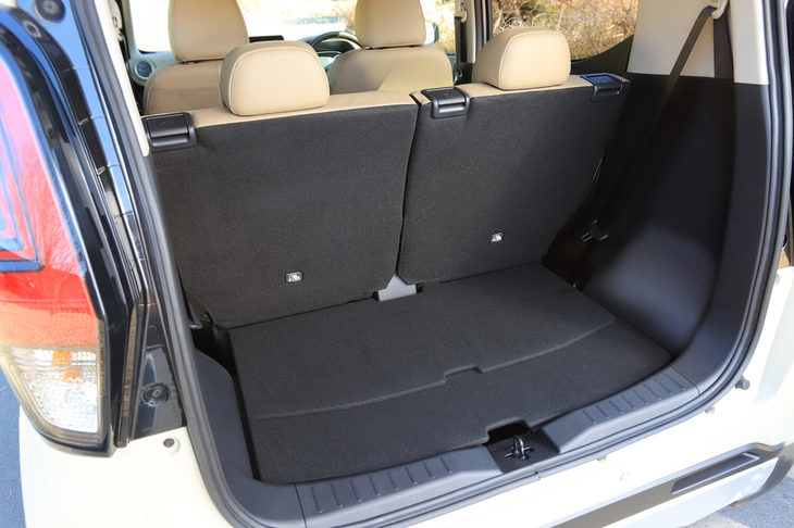 三菱eKクロスT（ラゲッジスペース）