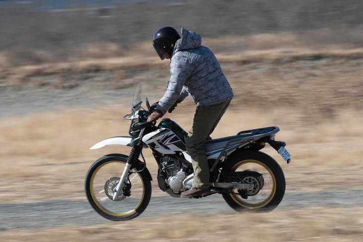 ヤマハ・セロー250 アクセサリーパッケージ「TOURING SEROW」装着車