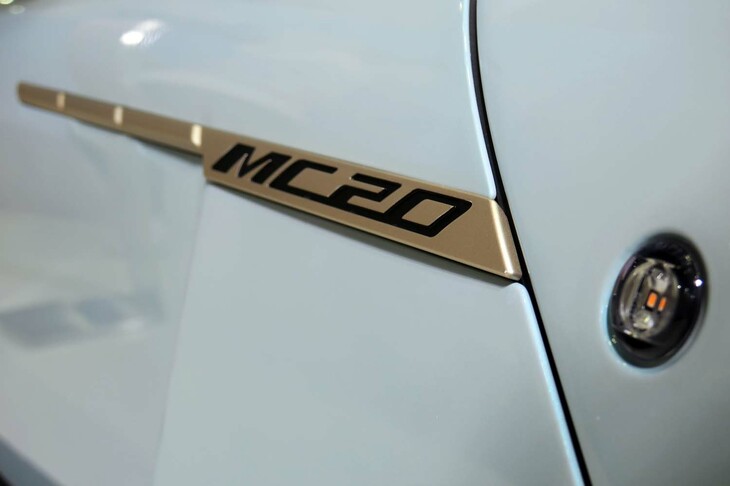 マセラティMC20チェロ