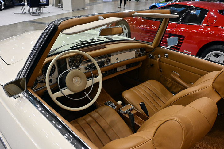 メルセデス・ベンツ280SL（1970年）／ジロン自動車