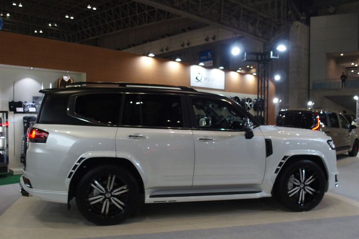 トヨタ・ランドクルーザー LUV LINE