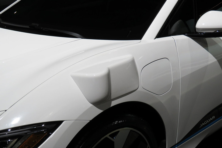 ジャガーIペース WAYMO