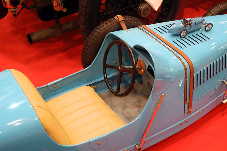 Bugatti Club Japaのブースの様子。