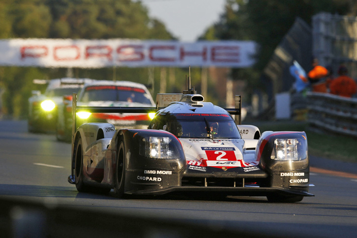 2017年のルマン24時間を制した、No.2 ポルシェ919 ハイブリッド。