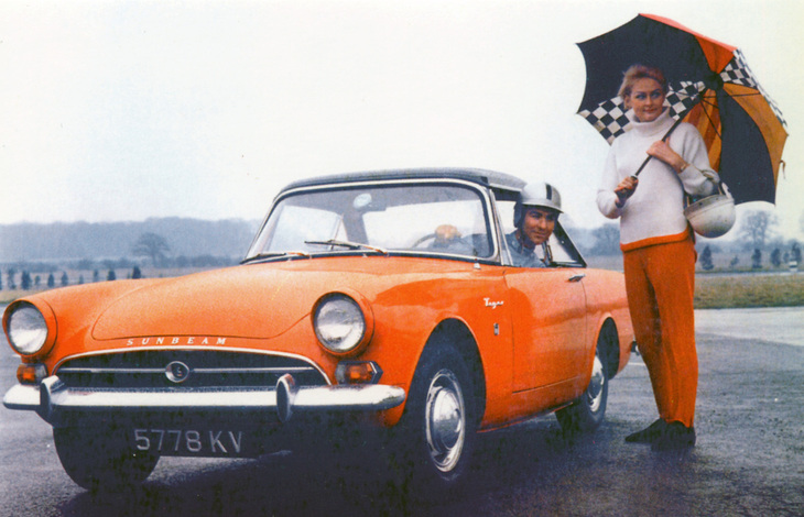 「サンビーム・タイガー」。全長×全幅×全高＝3960×1540×1310mmという「ユーノス・ロードスター」（NA）よりコンパクトなボディーに4.3リッターV8 OHVユニットを積んでいた。