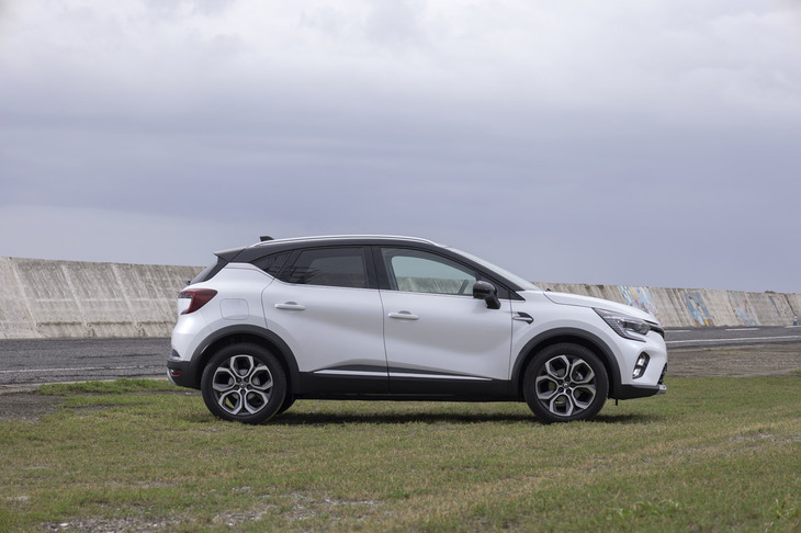 ルノー・キャプチャー インテンス テックパック