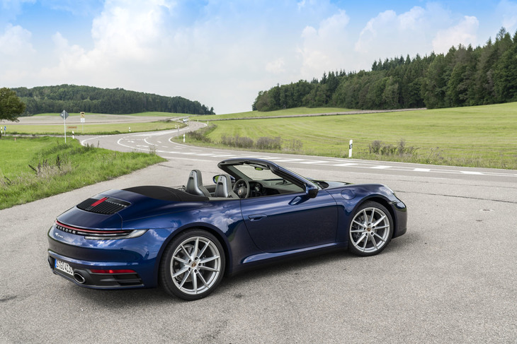 ポルシェ911カレラ カブリオレ