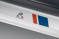 「ルノー・トゥインゴ」の限定モデル「ルコックスポルティフ」登場の画像