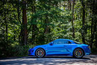 エアロキットの装着により「A110 Sアセンション」の全長は、ベース車の「A110 S」よりも25mm長い4230mmとなっている。1800mmの全幅と1250mmの全高、2420mmのホイールベースはベース車と同数値。