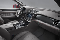 「ベントレー・ベンテイガ」にV8エンジン搭載モデルの画像