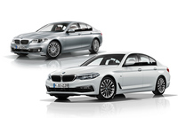 先代「5シリーズ」（左上）と新型「5シリーズ」（右下）。