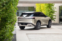 日産が「インフィニティQX60モノグラフ」を発表　新型の3列シートSUVのデザインを示唆の画像