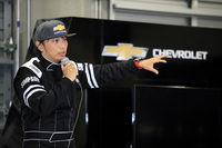 シボレーレーシングに所属する古賀琢麻選手。「今年はフル参戦だから、日本とアメリカを24往復ですよ！ へとへとです」と笑っていた。（写真＝荒川正幸）