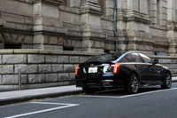 ADASの充実ぶりはさすがプレミアムブランドのクルマといったところ。アダプティブクルーズコントロールや車線維持支援機能などはもちろん、縦列駐車・並列駐車の両方に対応するオートマチックパーキングアシストも標準装備される。