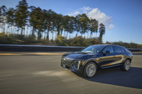 キャデラック初のBEV「リリック」が、ついに日本上陸。アメリカの伝統的ラグジュアリーブランドが手がけた新世代BEVの仕上がりは、どのようなものだったのでしょうか。（photo：田村孝介）