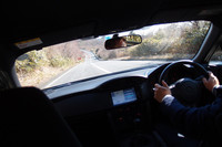 自動車のテストドライブでは定番ともいえる、箱根のターンパイク。