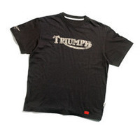 今週は、トライアンフ純正の「マックィーンTシャツ」をプレゼント！