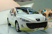 「プジョー 308HDi」