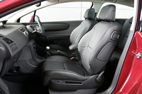 シトロエンC4 1.6(4AT)／クーペ2.0VTS(5MT)【試乗速報】の画像