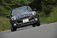 MINIクーパーS（FF/6MT）【試乗記】の画像