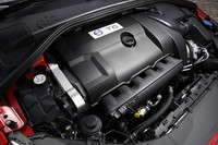 ボルボS60／V60／XC60 T6 AWD R-DESIGN（4WD/6AT）【試乗記】の画像