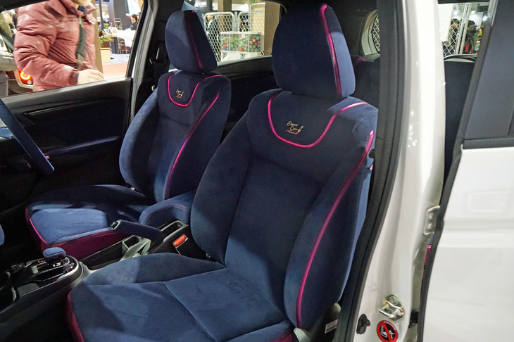 フィット エレガントカラーコレクション