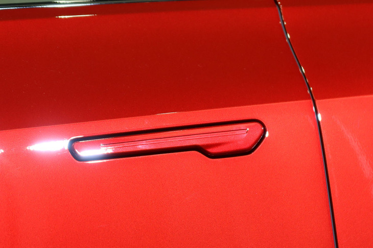 キャデラック・リリックV（フロントドアのドアノブ＜写真左側が前方＞）