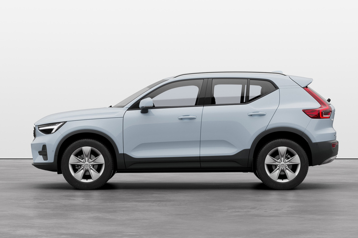 XC40プラスB3