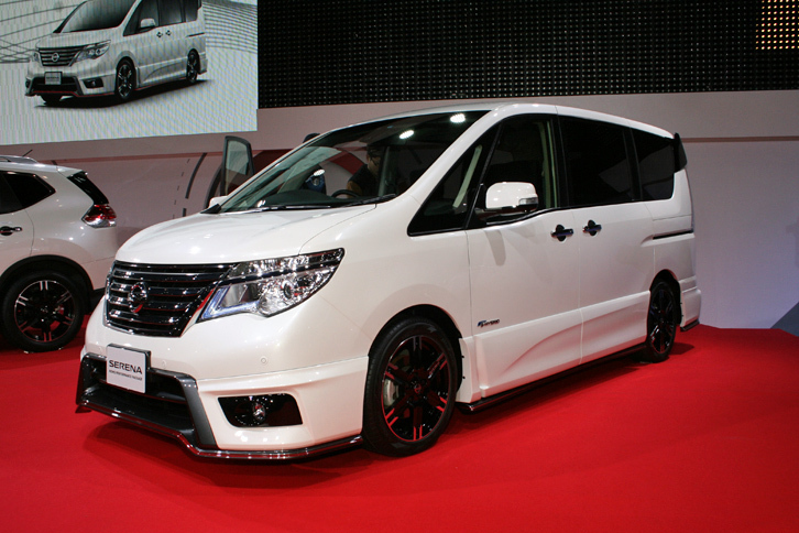 セレナNISMOパフォーマンスパッケージ