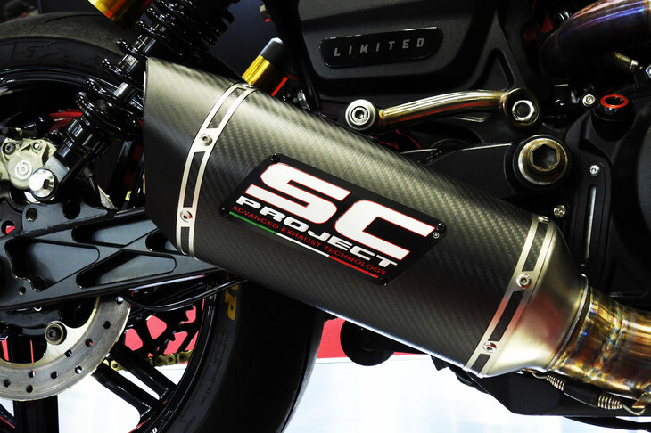 RSD（the Roland Sands Design）の手になる「インディアン・スカウト」。