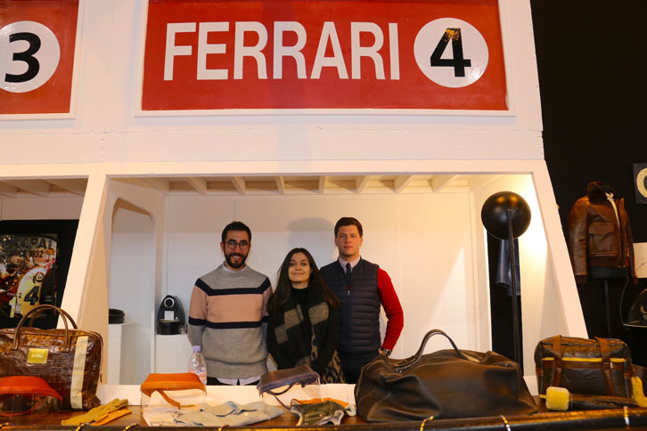 フランスの革製品ブランド「シャパル」によるピット風ブース。1832年創業の同社は、第1次世界大戦時のフランス空軍にフライトジャケットを提供したことで知られる。