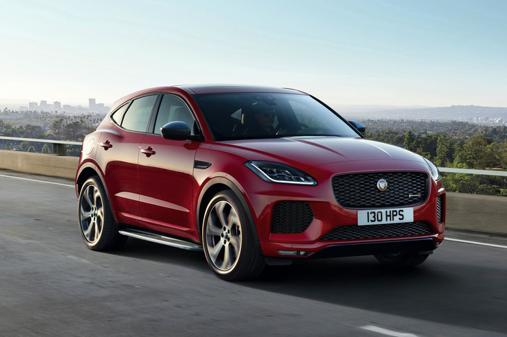 ジャガーのコンパクトSUV「Eペース」も全22グレードがラインナップされる。ジャガーではこのほか、ピュアスポーツカー「Fタイプ」にも全24グレードが設定されている。