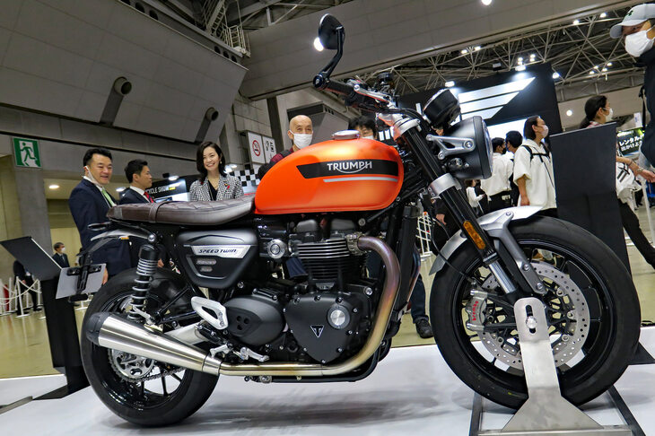 トライアンフ・スピードツイン1200