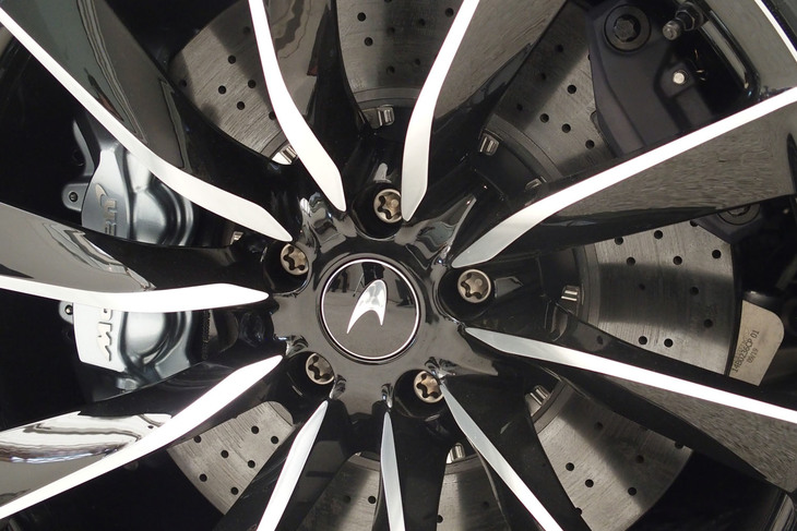 マクラーレン・スピードテール（ブレーキ＜リア＞）