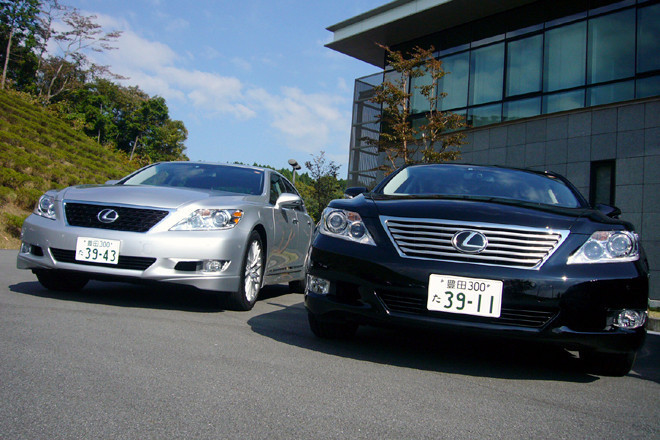レクサスLS460 バージョンSZ lパッケージ（FR/8AT）／バージョンUZ（4WD/8AT） 【試乗記】