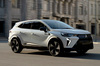 三菱が欧州で新型「グランディス」を発表　便利な車内空間が特徴のコンパクトSUV