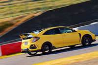 「シビック タイプR リミテッドエディション」のボディーサイズは全長×全幅×全高＝4560×1875×1435mm、ホイールベースは2700mm。車重は1370kgと発表されている。