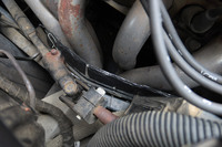 ヘダースの熱に関しては、ブレーキラインとの間に遮熱板を置いて対応。熱害はほかの部分にも及んでいそうなので、ヘダースを取り外す機会があったら、サーモバンテージを巻いてもらおうと思う。