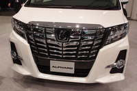 新型「トヨタ・アルファード／ヴェルファイア」発表会の会場から（その2）