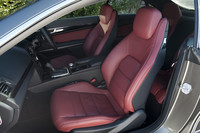 メルセデス・ベンツE250 CGI ブルーエフィシェンシー クーペ（FR/5AT）【試乗記】の画像