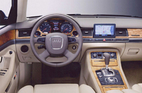 アウディ、W12気筒エンジン搭載の「A8」を発表の画像