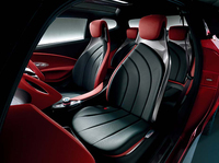 スズキがエコで個性的なクロスオーバーを提案【東京モーターショー2013】の画像