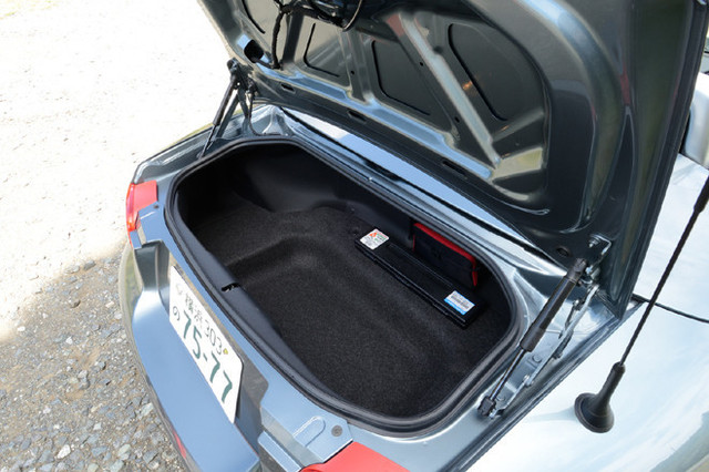 マツダ ロードスターrs Fr 6mt Rs Rht Fr 6mt 試乗記 軽快 Vs しっとり Webcg