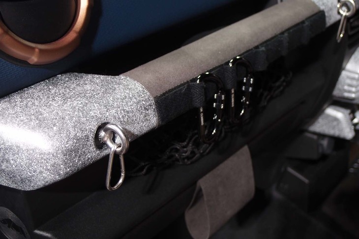 スズキ・ジムニー サバイブ