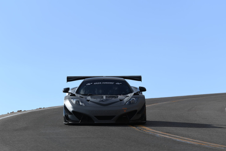 PPIHCはFIAのGT3モデルも参戦可能。「マクラーレンMP4-12C」や「ポルシェ911」などヨーロピアンスポーツのレーシングマシンもエントリーしていた。ほかのレースで採用されている性能調整「BoP（Balance of Performance）」も不要になっていることから、GT3勢がタイムアタック1クラスで好タイムを連発。ポルシェ911に続いてマクラーレンMP4-12Cが2番手のタイムをマークした。決勝でもマクラーレンMP4-12Cは9分52秒748を記録し、クラス2位で完走した。